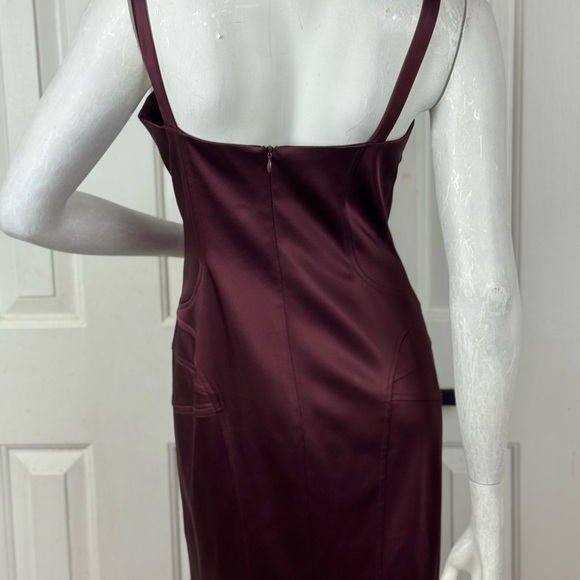 David Meister Purple Sleeveless Square Neck Gown. C38 - Picture 10 of 16